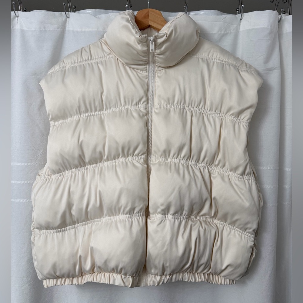 Wild Fable Cream Puffer Vest